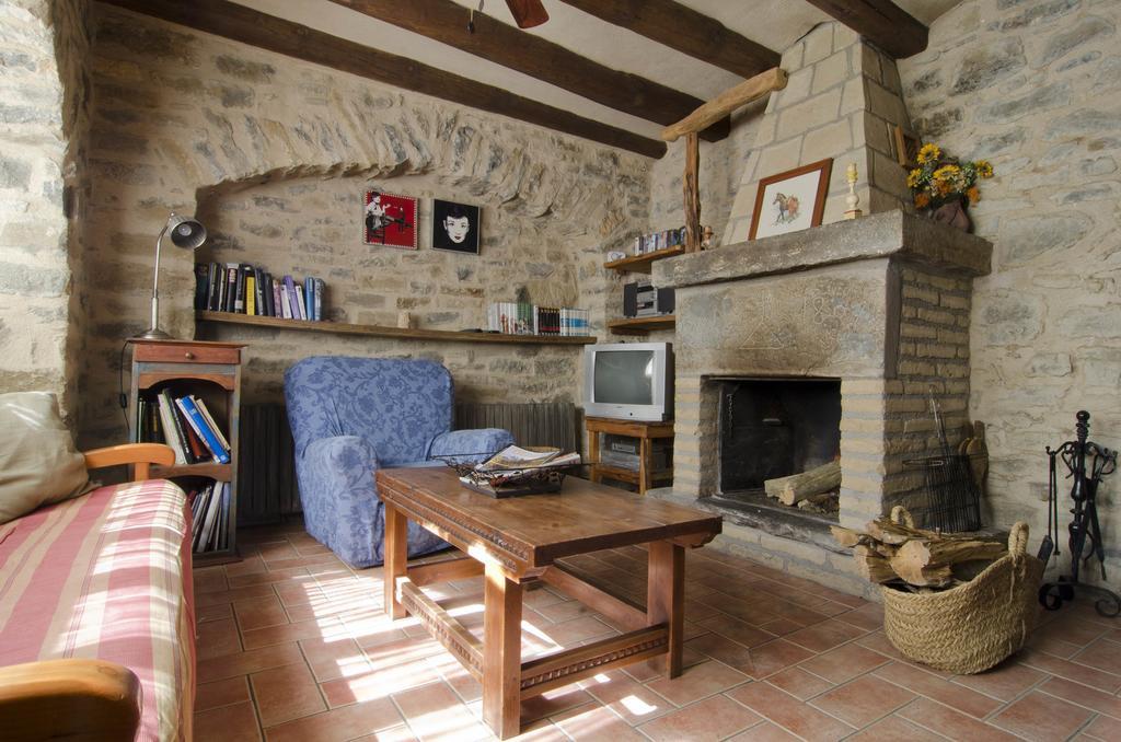 Casa Mur De Alujan Tierrantona Bilik gambar