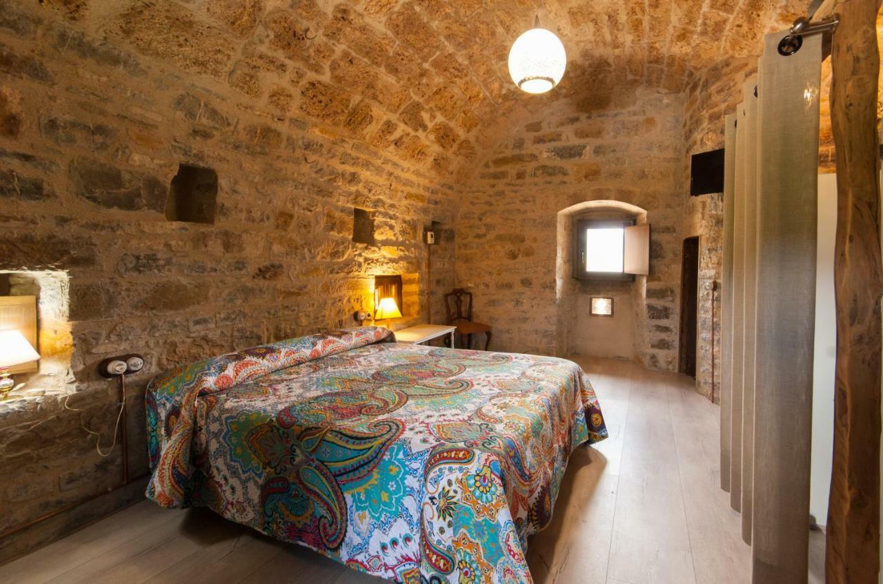 Casa Mur De Alujan Tierrantona Luaran gambar